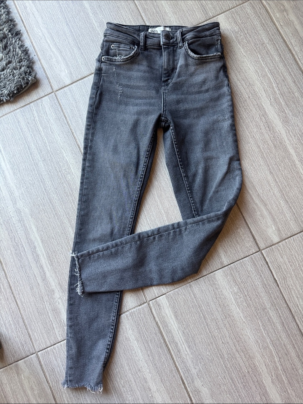 Zara Women's Black Grey Skinny Jeans